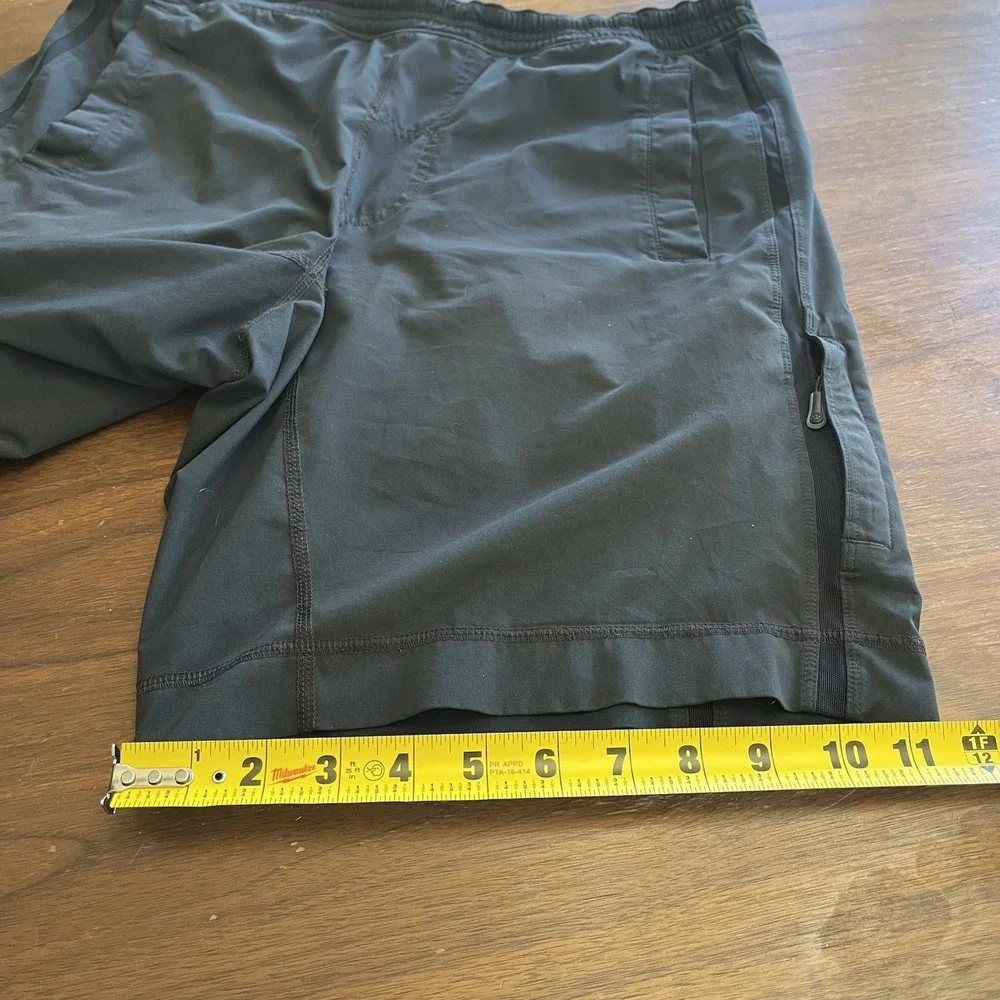Lululemon Pace Breaker Men's XL 10